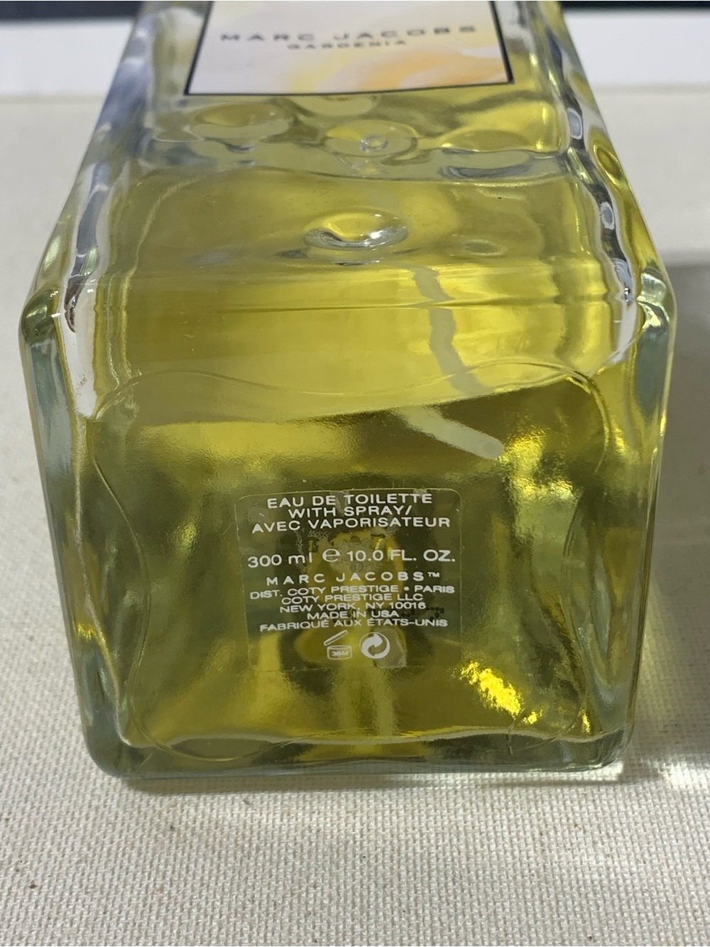 MARC JACOBS 10oz. Gardenia EDT body splash - Picture 9 of 9
